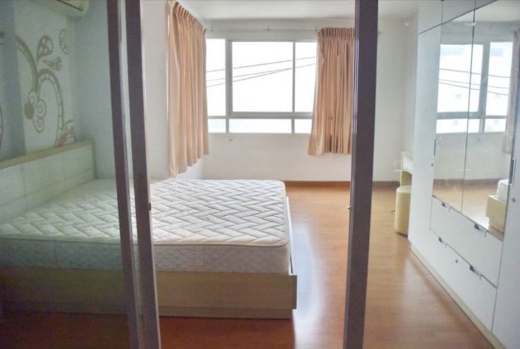 ให้เช่า ชาโตว์ อิน ทาวน์ รัชดา 17 (Chateau In Town Ratchada 17) เฟอร์ครบ+พร้อมอยู่ แถมส่วนลด!!!