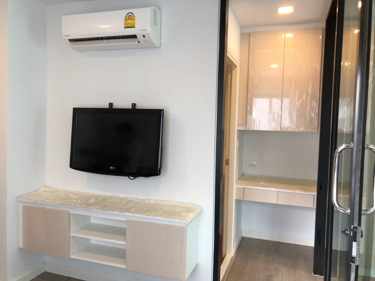 picture For rent  Pause Sukhumvit 103 Condo - 2/4