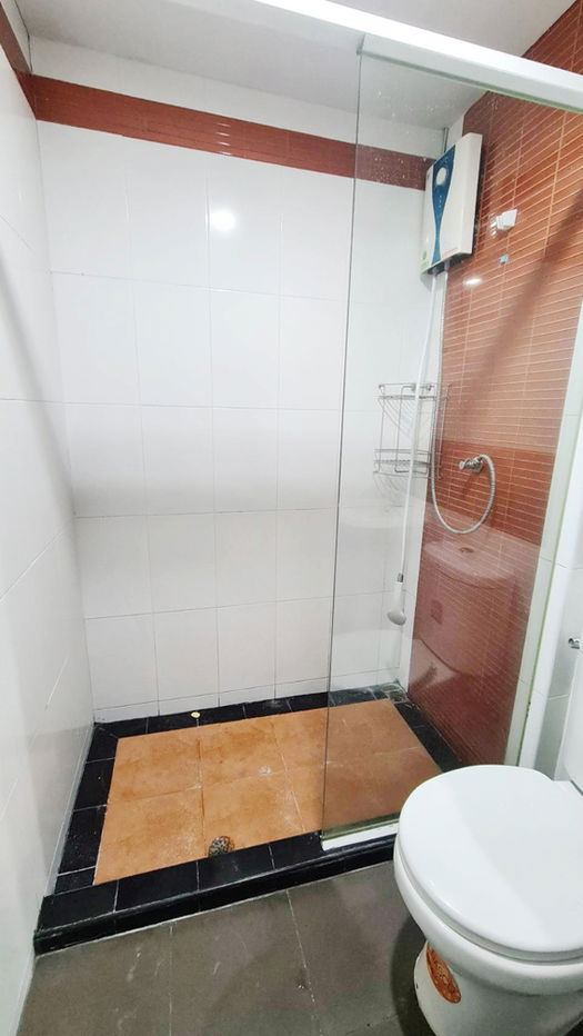 รูป R070-234 ให้เช่าคอนโด รีเจ้นท์ โฮม 7-2 สุขุมวิท ห้องชั้น 8 วิวต้นไม้ ทางเข้า พร้อมอยู่ - รูปที่ 8/19