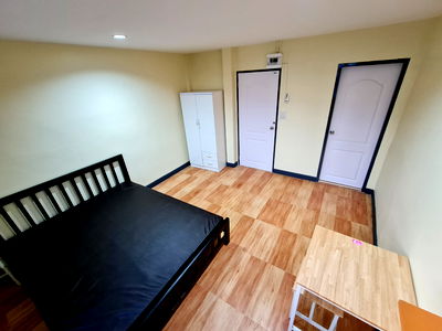 คอนโดให้เช่า : ห้องเช่า เจริญกรุง54 ใกล้btsตากสิน