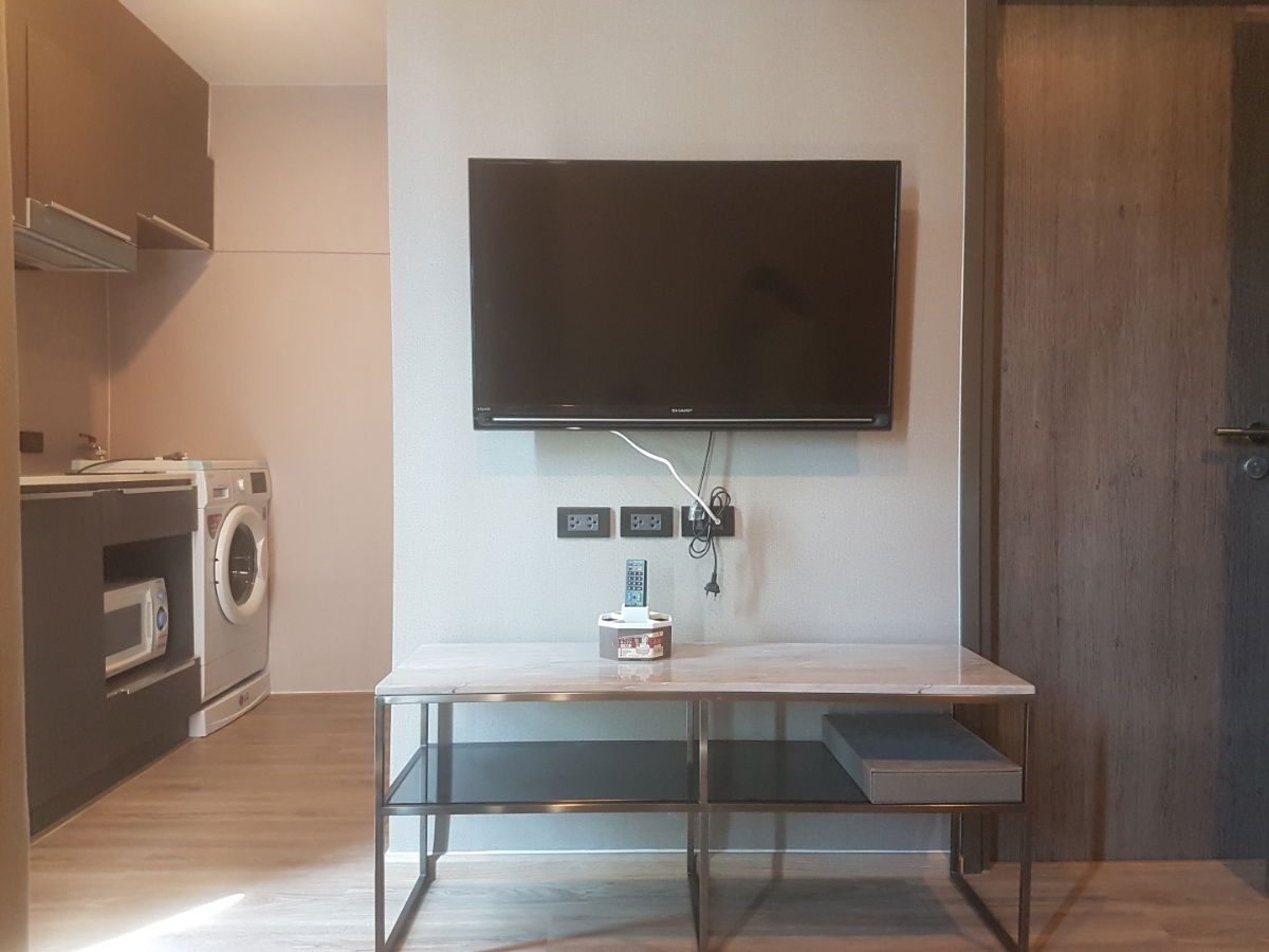 picture Room for rent : Special price !!! The Teak Sukhumvit39 condominium nearby BTS Phromphong station - 3/20