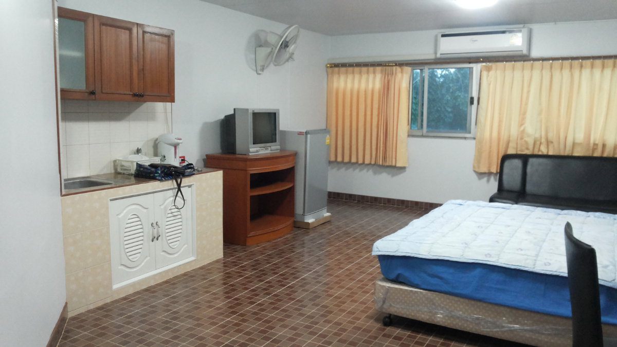 รูป ห้องพักรายวันเมืองทองธานี 500-600 บาท T9 ชั้น 2 Tel.081-623-3145 Line id:0816233145 - รูปที่ 1/3