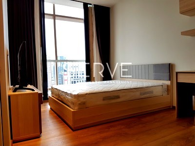 Condos for sale BTS Asok : Condo For Sale 1 Bed Unit Park 24 Luxury Condo Good Location In Phrom Phong  