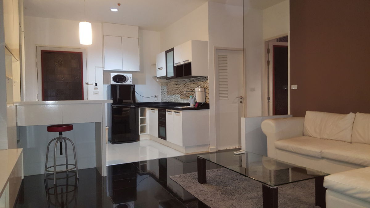 picture For rent : FourWings Condo 1 beds 2 baths 70 Sqm.20 FL.Green View 0869888099 Line ID: dhiradhn                       - 8/39