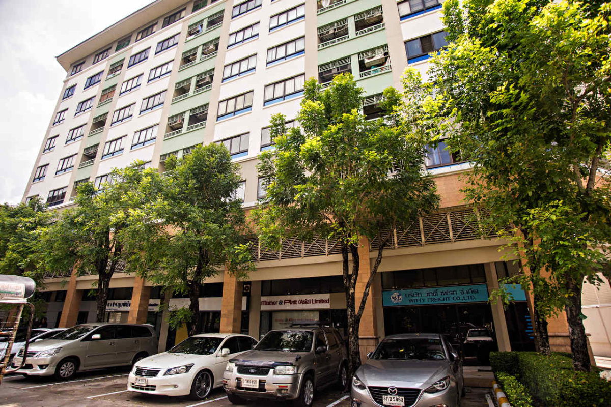 รูป Renovate ใหม่ ให้เช่า - คอนโด ลุมพินีเพลส พระราม3-เจริญกรุง (low-rise) ติดถนนพระราม3 - รูปที่ 10/14