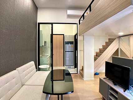 รูปภาพ ให้เช่าคอนโด Chewathai Residence อโศก Loft Duplex เพดานสูง 3.6 เมตร ชั้นสูง แต่งสวยพร้อมอยู่ Fully Furnished Line ID: @ppagent