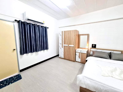 Condos for rent : Room for rent 3,000 baht 31 sq.m. Rama 2 Soi 60 with Air con + Furniture + parking