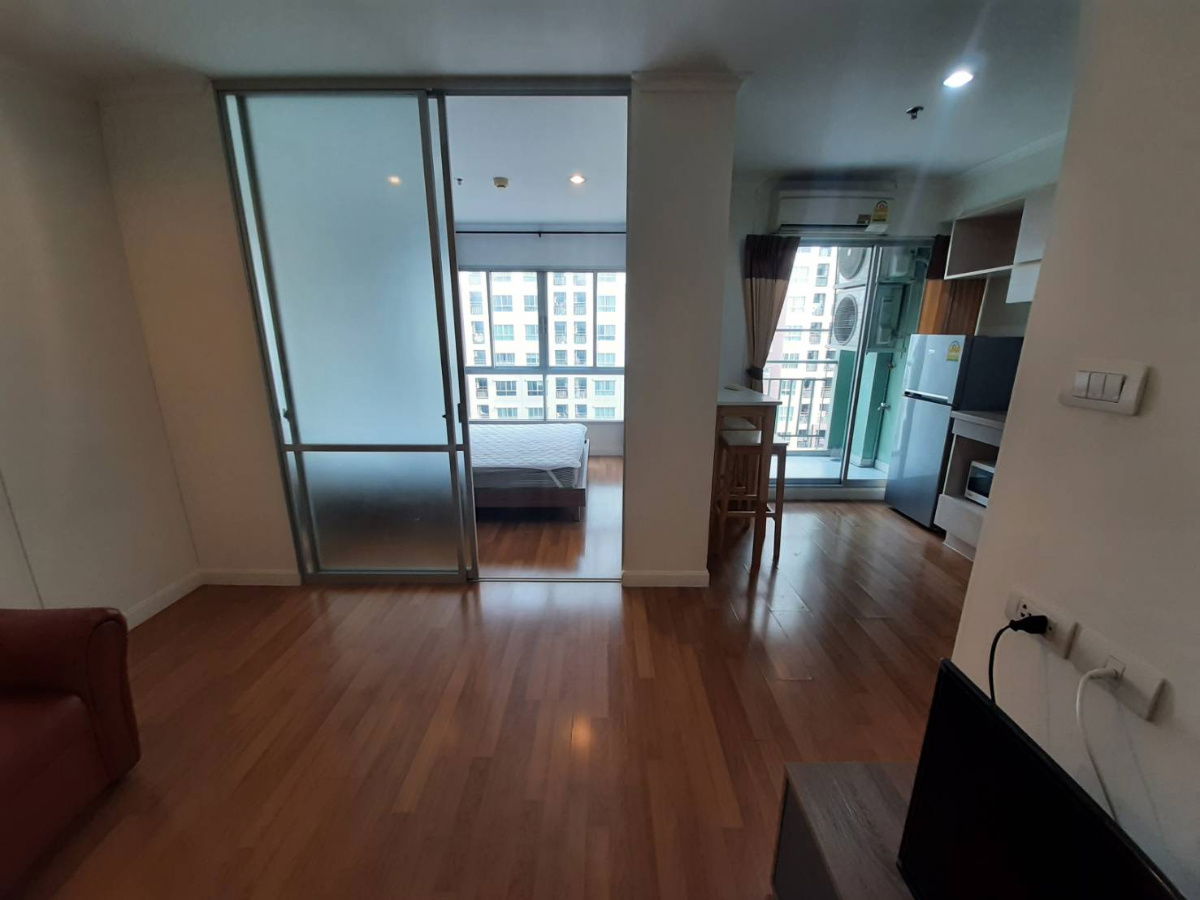 รูป ให้เช่าคอนโด ลุมพินี เพลส รัชโยธิน วิวสวน - รูปที่ 2/11