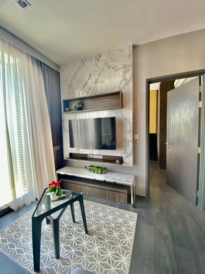 picture Edge sukhumvit 23 for rent **Ready to move-in** - 7/11