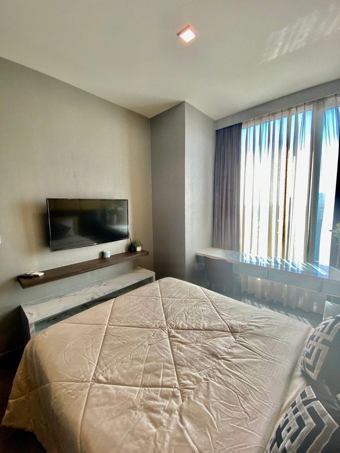 picture Edge sukhumvit 23 for rent **Ready to move-in** - 8/11