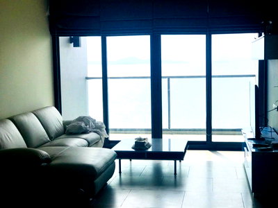 คอนโดให้เช่า : For rent zire wongamat 1 bed 79Sq.m  (ES03-0551)