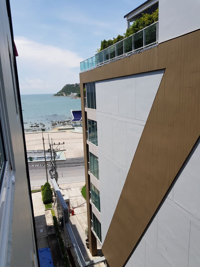 รูป ให้เช่าคอนโด ชลบุรี : คอนโดติดทะเลบางแสน แหลมแท่น - รูปที่ 4/5