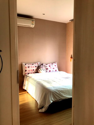 Condos for sale : P-101911 Condo for sell Sense Phaholyothin fully furnished.