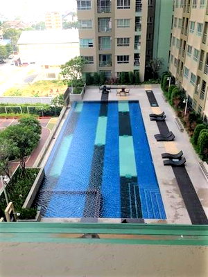 Condos for sale Pinklao : 1 bedroom condo for sale, Lumpini Park Pinklao, swimming pool view., 10th floor, Central Pinklao  Building B