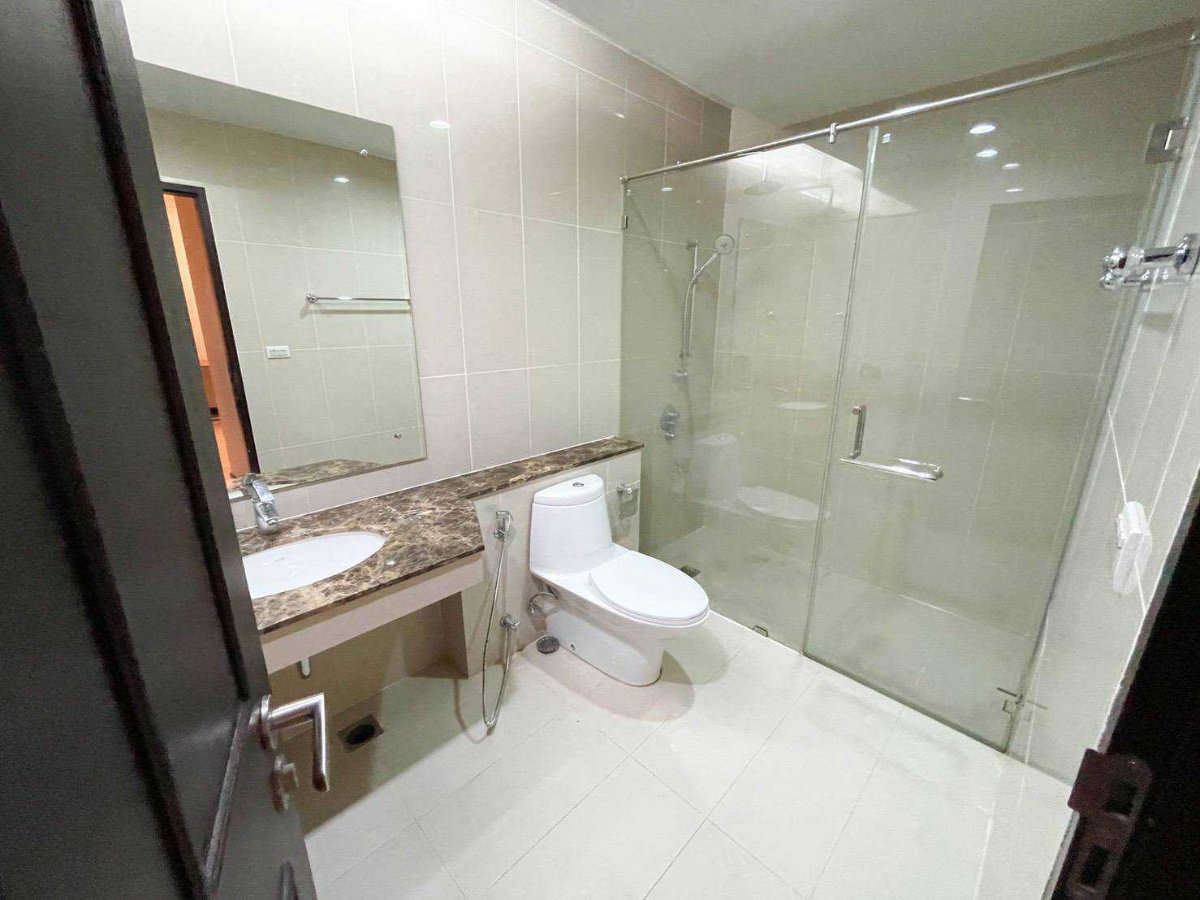 รูป ให้เช่า The Prime Sukhumvit 11 ชั้น 23 ใกล้ BTS นานา พร้อมเข้าอยู่ * ES01-1799* - รูปที่ 4/15
