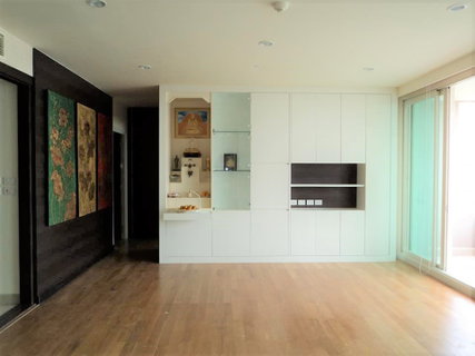 Condo for sale, 3 bedrooms, 4 bathrooms, Watermark Chao Phraya, 26th floor, size 145.94 sqm, Chao Phraya river view.