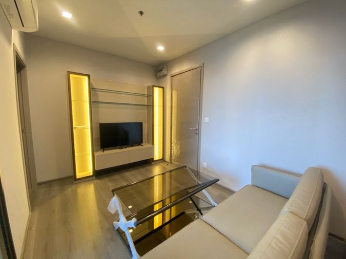 politan aqua riverside condo for rent