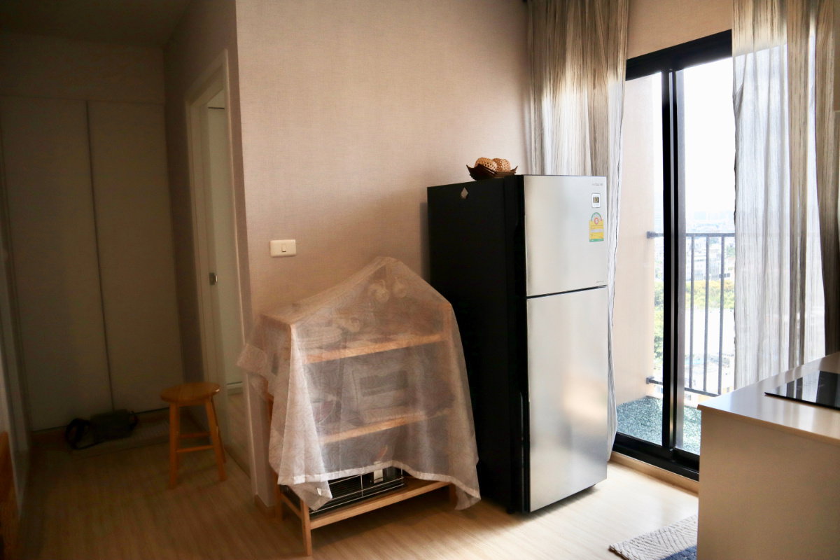 picture Plum condo Pinkao, corner room, 2 bedrooms - 6/12