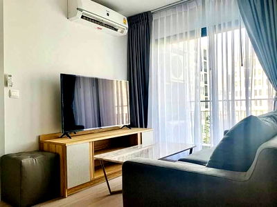 Condos for rent Kunnatee Rutharam Wittayakhom School : T1043 Condo for rent Aspire Asoke-Ratchada, corner room, beautiful room, fully furnished, has a washing machine, special price