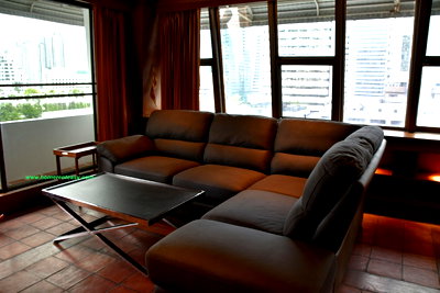 ขายคอนโด : ขาย ไดมอนด์ ทาวเวอร์ 2 นอน ตกแต่งด้วยไม้สัก เดินถึง BTS ช่องนนทรี พร้อมผู้เช่า