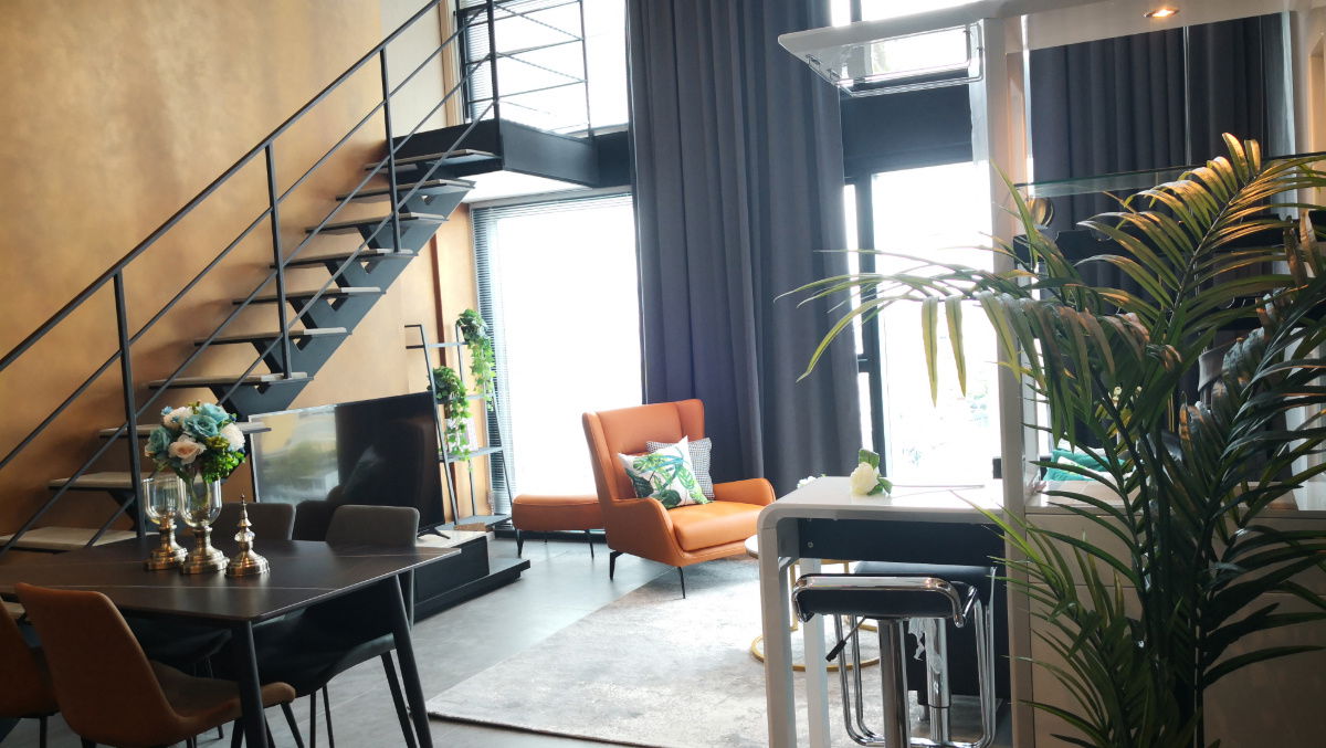รูป 2BR 1BA  at The Lofts Silom , Fully Furnished, Ready to move in - รูปที่ 1/22