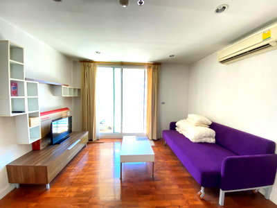 Condos for rent : Baan Siri Silom. 1bed 50sqm. Line id: @pfagent