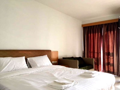 Condos for sale Soi Thonglor (Sukhumvit 55) : [URGENT SALE! Prime Location] P-106800 I-House Rama IX-Ekamai | [2.05M THB] | Line Id @easythaihome | 085-592-2897