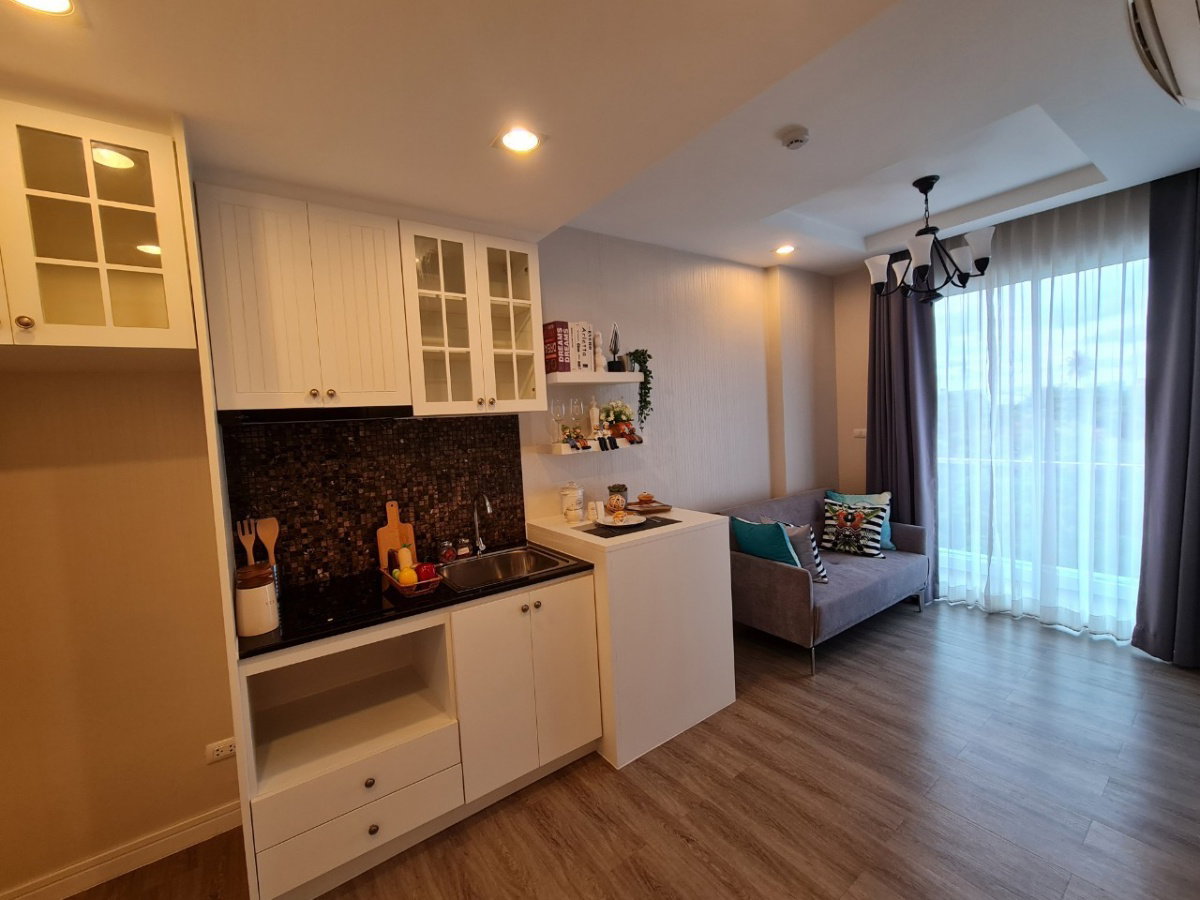 (ห้องใหม่)คอนโดเดอะบลูเอ็ก บางแสน 099-4265469