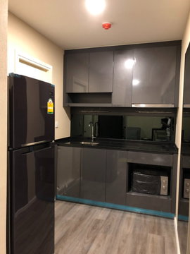Condo room for rent Notting Hill Chatuchak interchange@ 200M to BTS Saphankwai/Mo Chit  and 150M to MRT Kamphaeng Phet/Chatuchak Park 22,000 2room