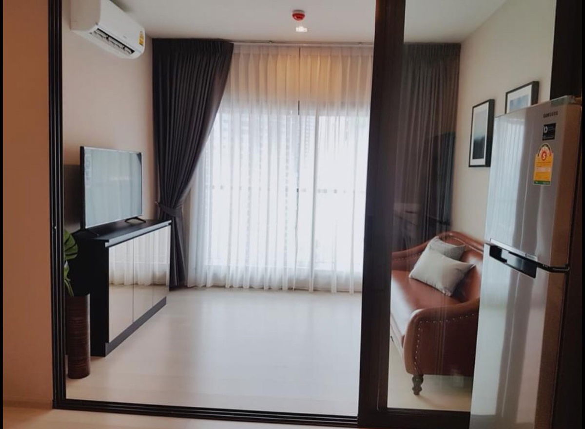 picture Life Sukhumvit 48 (183 ) 1 bed Plus good room - 9/10