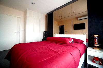 Condos for sale : Aspire Ratchada - Wongsawang, 2 bedrooms, 46 sqm. Beautiful Decorated, Close to MRT
