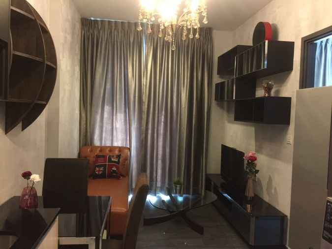 ว่าง 1มิย69! Edge Sukhumvit23. 1นอน 30ตร.ม. ว่างพร้อมอยู่ Line id: @pfagent