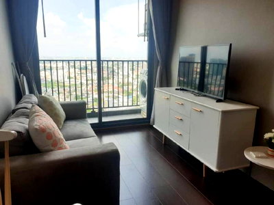 คอนโดให้เช่า : ให้เช่าคอนโด C Ekkamai ห้องสวย เฟอร์ครบพร้อมอยู่ Fully Furnished Line ID: @ppagent