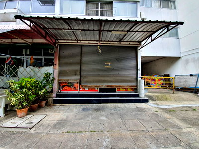 Condos for rent : Room for Rent Popular Condo P1