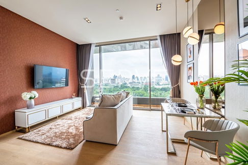 Best View & Best Decorate 1 Bed with Bathtub Good Location Lumphini park View & MRT Lumphini 400 m.-Saladaeng One