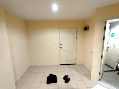 Condos for rent Bangkok : Lumpini Condo Town Raminthra - Nawamin