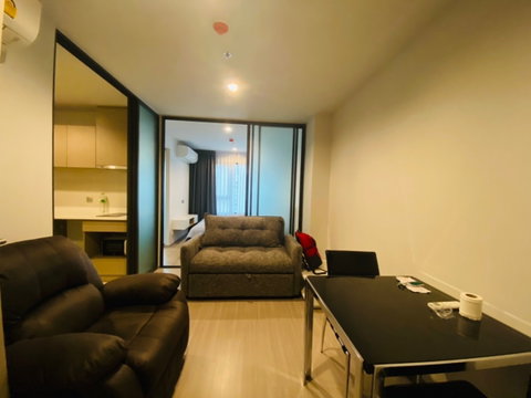 Life ladprao 35 sqm ‼️ 21 floor✨ เพียง 15000/ เดือน‼️