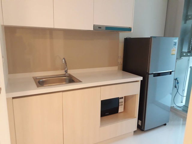 picture Condo For rent Element Srinakarin  near Seacon  (( 10000  available   )) - 3/12