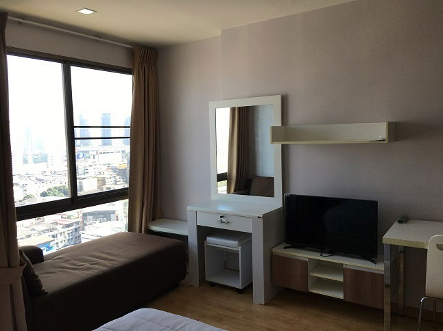picture Condo for Rent: Casa Condo Asok-Din Daeng Fully-Furnished - 3/8