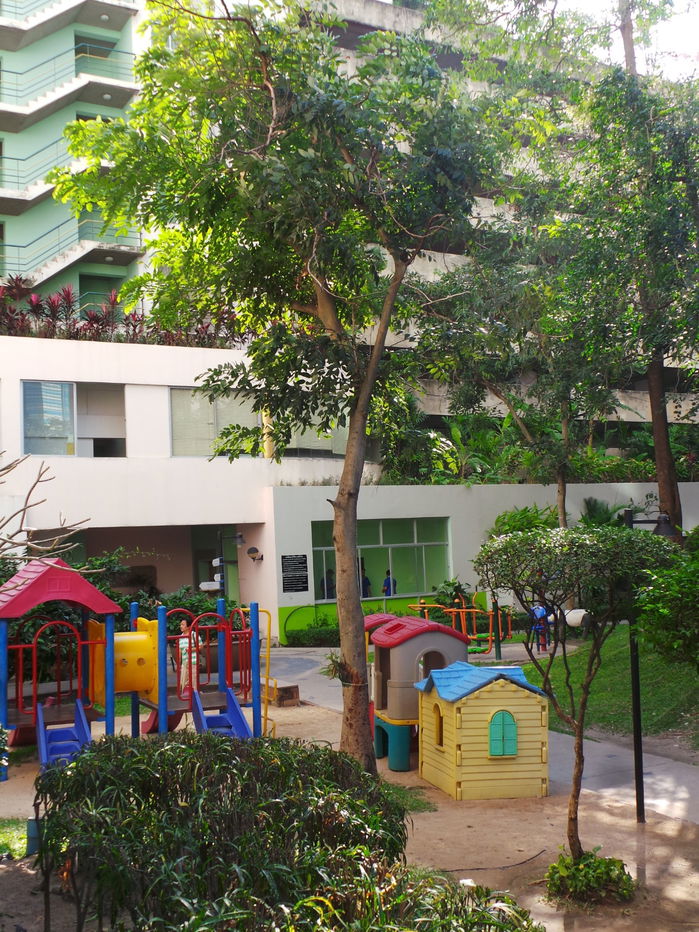 picture 2 bedroom condo for sale at Supalai Park Phaholyothin 24. Next to the green BTS, Phahon 24, good location, affordable price as a new condo. - 11/14