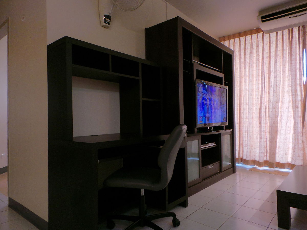 picture 2 bedroom condo for sale at Supalai Park Phaholyothin 24. Next to the green BTS, Phahon 24, good location, affordable price as a new condo. - 4/14