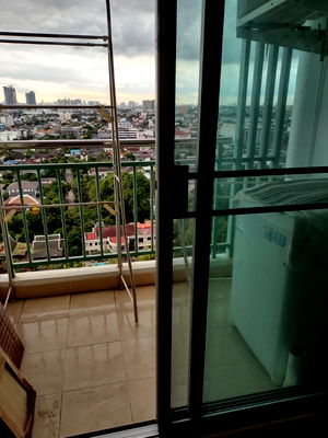 Condos for rent MRT Nonthaburi Civic Center : For rent Condo Supalai Park Khaerai