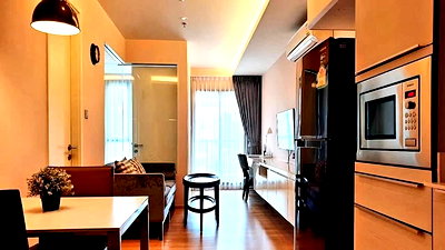 คอนโดให้เช่า : ว่างพร้อมอยู่! H Sukhumvit43. 1นอน 43ตร.ม. Line id: @pfagent