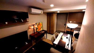 Condos for rent : for rent Taka Haus. 2beds 45sqm. Line id: @pfagent