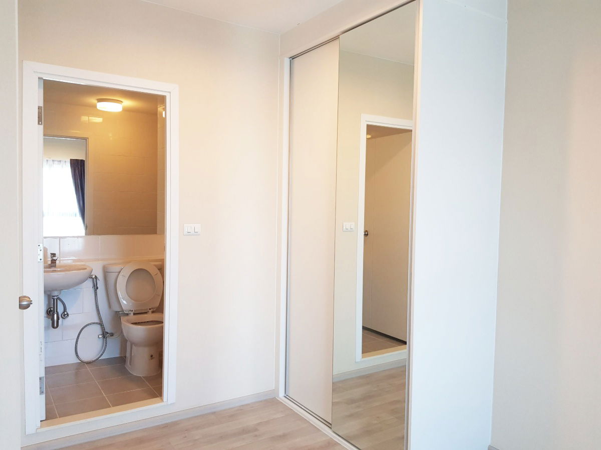 picture For Rent Plum Condo Central Station Phase 1  23rd floor- 1bed 26 sq.m. near the Central Plaza Westgate - 4/7