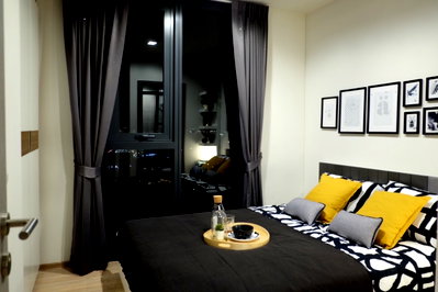 Condos for sale : The Base Garden  27sqm. 17FL.1Bedroom 2.8MB. 094-549-4104