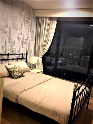 ขายคอนโด : : เดอะเบส พระรามเก้า 30ตรม. 1นอน 2.5ล้าน 092-597-4998