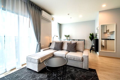 Condos for rent : Noble Revolve Ratchada 2 for rent, beautiful room, fully furnished, ready to move in