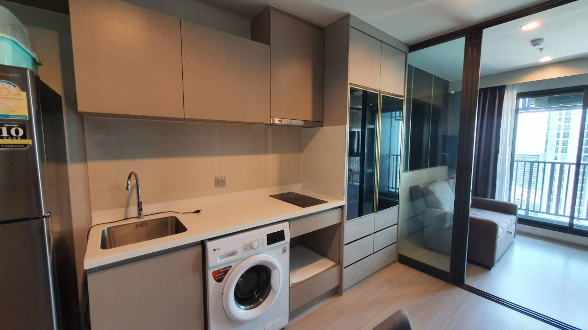 รูป SN519 **ห้องมาใหม่ มือ 1แบบ 1 Bed Plus** ให้เช่า Life ลาดพร้าว คอนโดหรูทำเลตรงข้ามเซ็นทรัลลาดพร้าว ห้อง 35 ตรม. ชั้น29 **ราคาถูกสุดๆ**วิวโล่งสวยสุด - รูปที่ 3/46