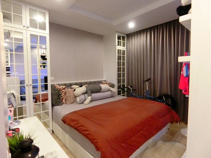 คอนโดวิวทะเล บางแสน The Patio Bangsaen ( 099-4265469 )